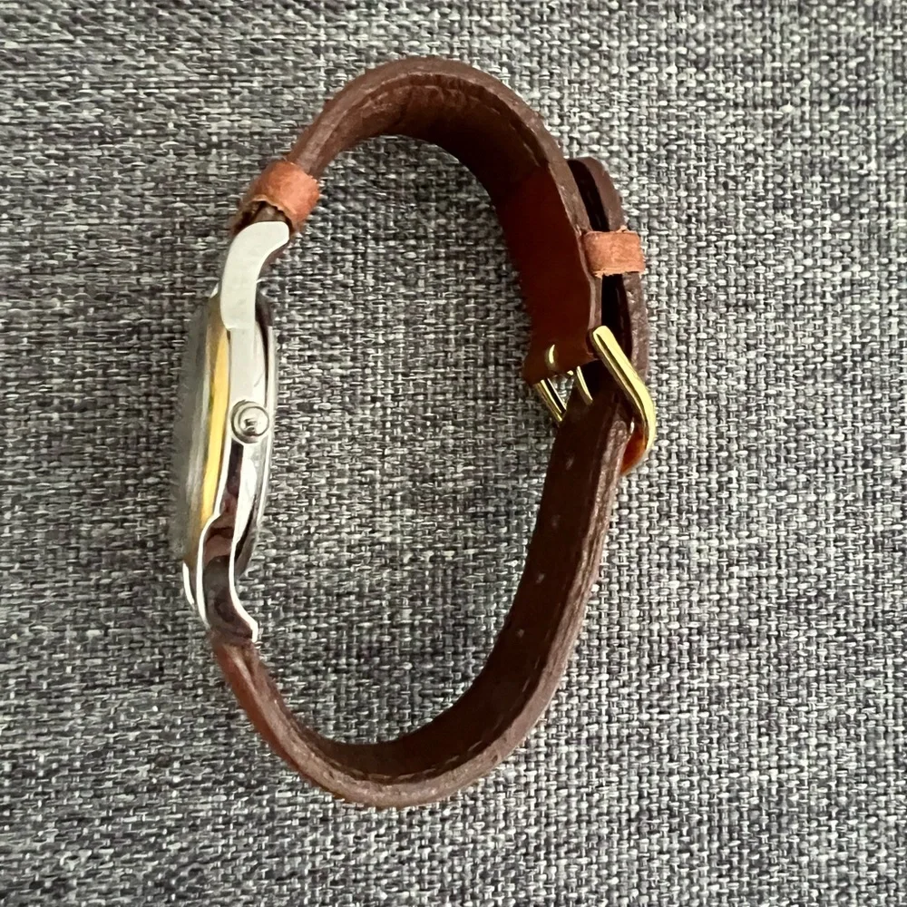 Fossil Vintage Santabear Watch 1994 Ten Years Brown Band Silver Gold NO BATTERY